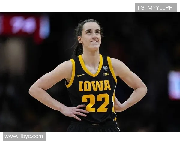 克拉克领跑WNBA本赛季球员浏览量排行 阿贾位居第三 克拉克领跑WNBA本赛季球员浏览量排行 阿贾位居第三