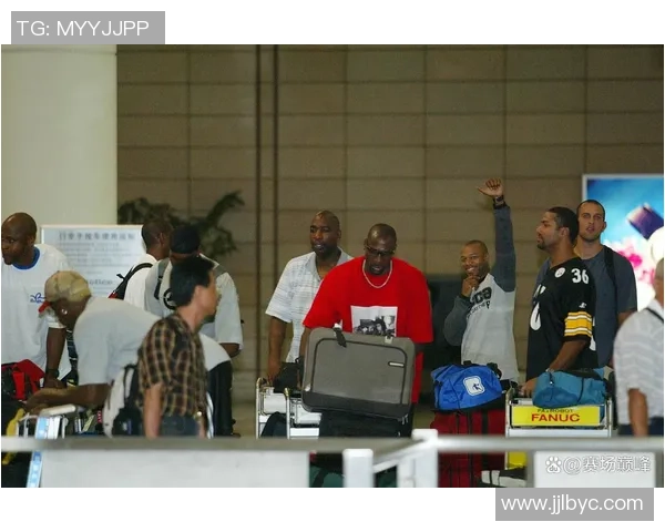 雷迪克谈克莱伯受伤感到遗憾 积极看待他几周后重返赛场